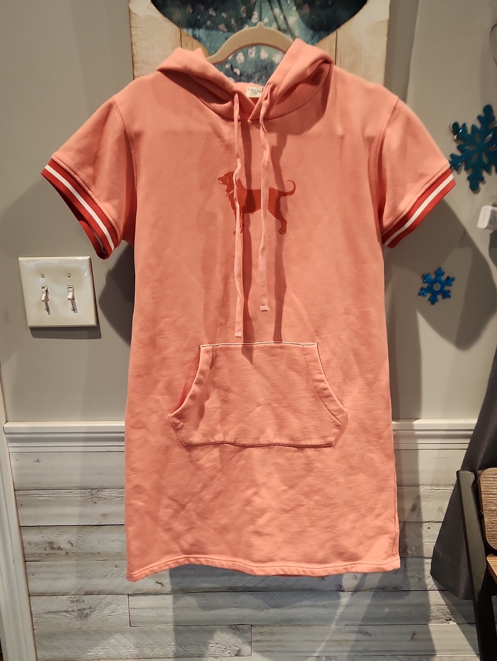 EUC The Black Dog Peach Hooded Tee Dress with Logo SZ M